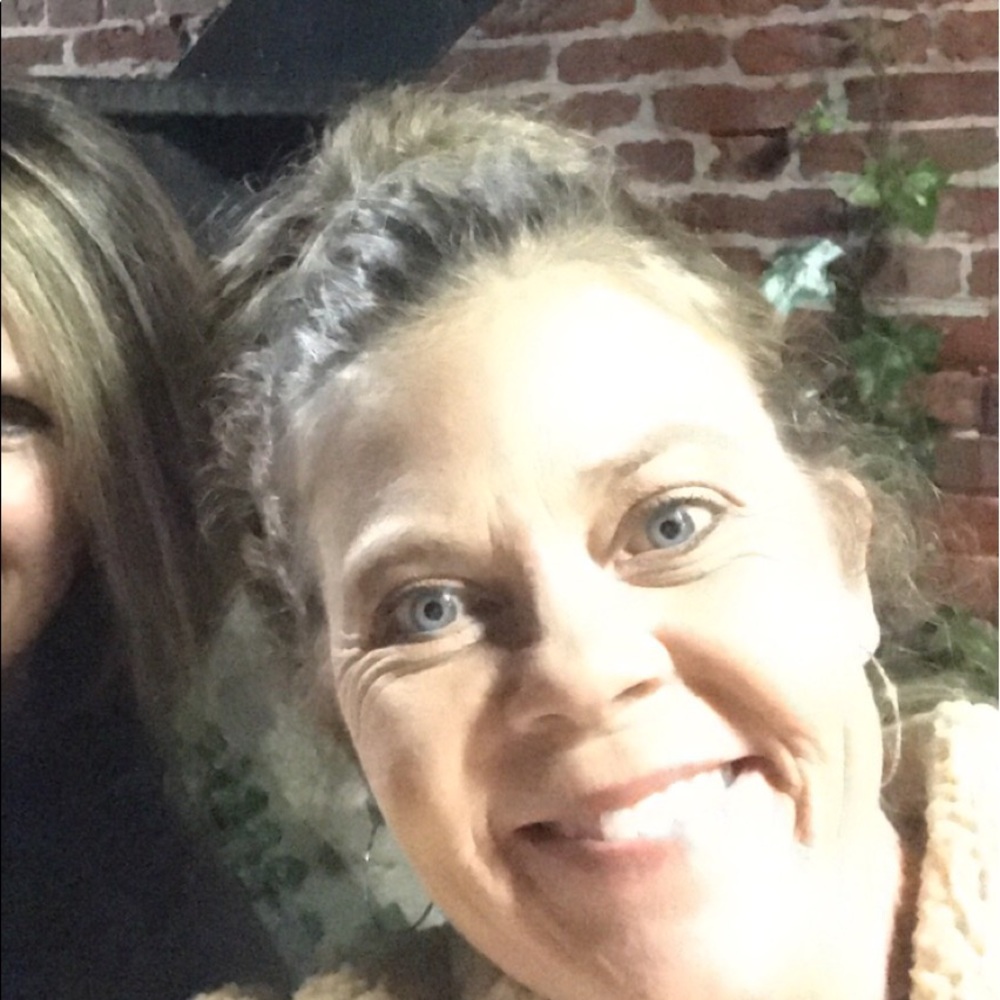 Meet your Posher, Tonya